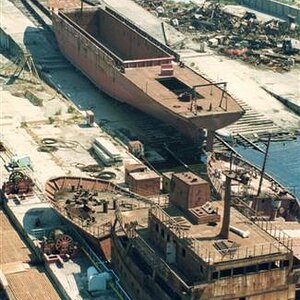 Brosen durres shipyard (Small)