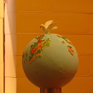 The globe with a pigeon to ask world peace in cake...another view