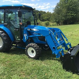 Our new tractor; 2016 LS XR3135HC